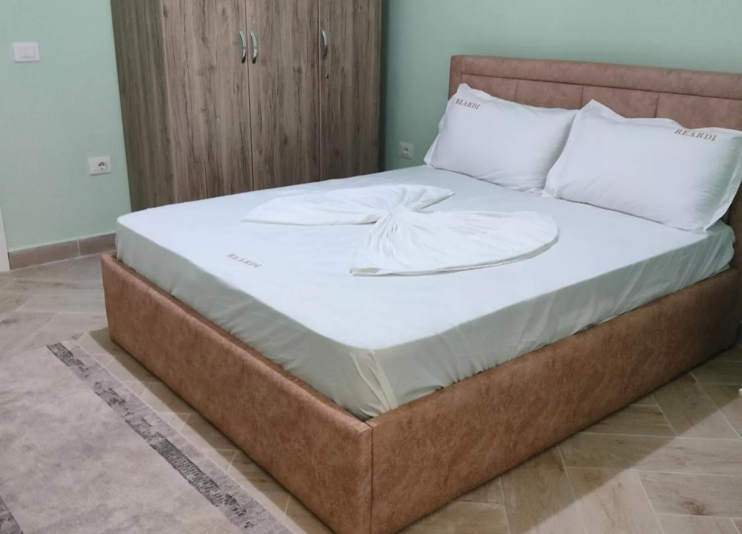 ***  Hotel Reardi Fllake Albanien